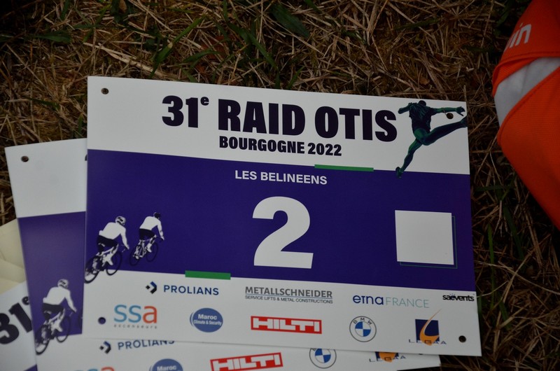 dossard 2 du raid otis 2022 en Bourgogne