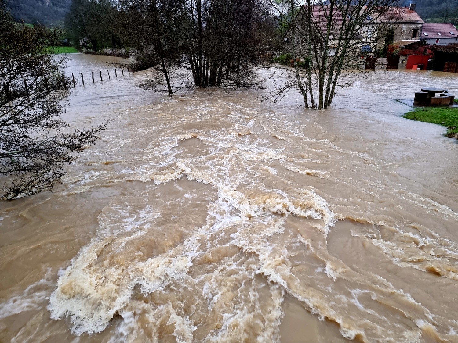 inondation Bligny sur Ouche avril 2024